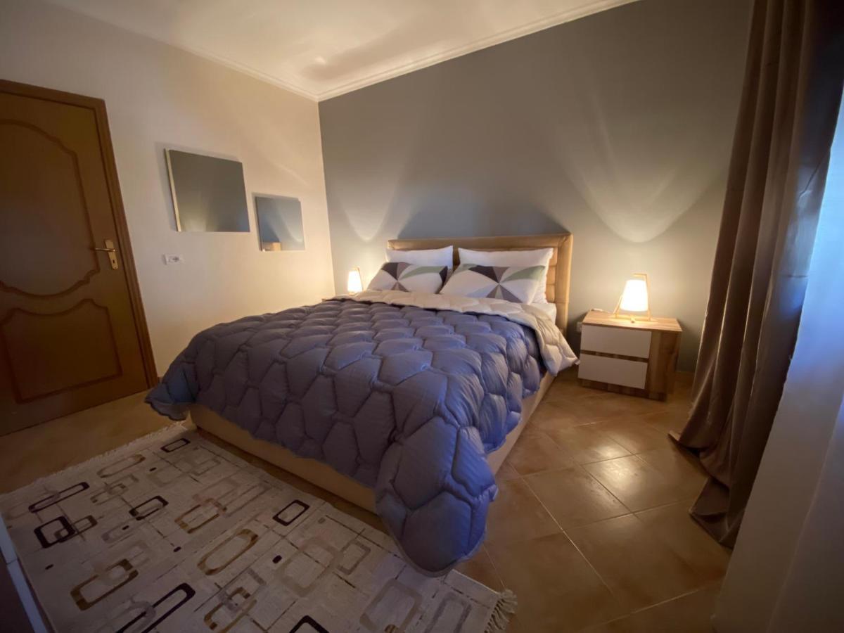 Lucas Apartment 2 Tirana Kültér fotó